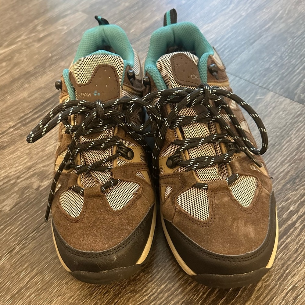 Bear paw hiking shoes size 8